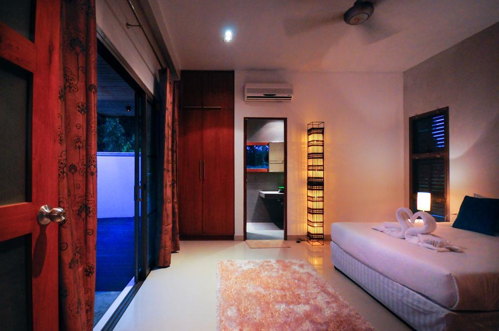 Nai Harn Beach Villa Exterior foto